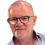 Foto von Norbert Cordes: Mann mit Brille lächelt